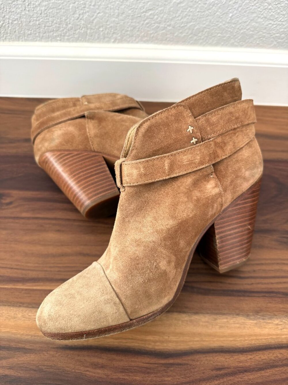 Rag & Bone Suede Harrow Bootie in Tan ~ 38.5 - Picture 7 of 9